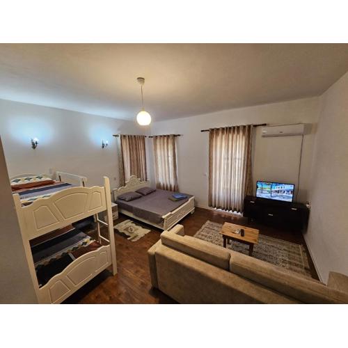Aeria rooms Himare