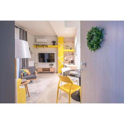Affordable Luxury with parking 300Mbps wifi