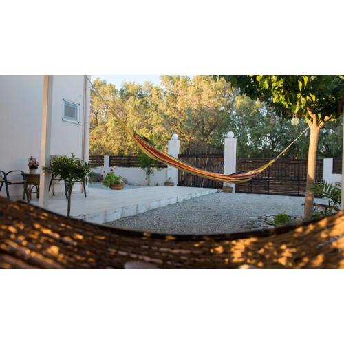 Afrathias Beachhouse - Cretan Hideaway