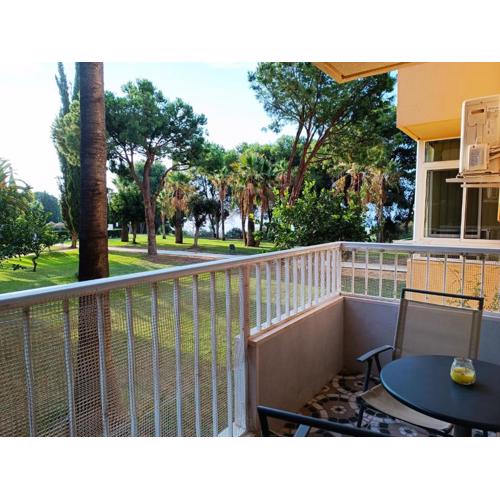 AGA - Apartamento Benalmádena Terraza con vistas al mar y jardín, Piscina, Wifi, Nuevo, 1 dormitorio