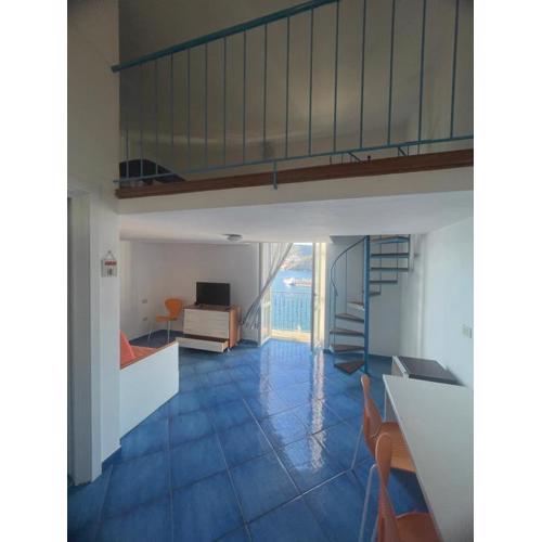 Agenzia Isotur LOCANDA NONNA GIULIA 32 VISTA MARE - Soppalcata