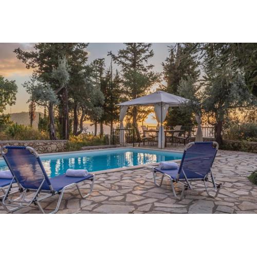 Agios Nikitas Nature Villas