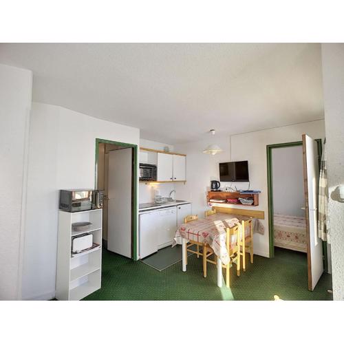 Agréable 2P+cabine 4 pers, skis aux pieds, animaux OK, parking, Les Menuires - FR-1-178-122