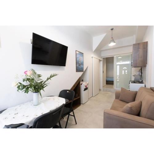 Aigli Guest House
