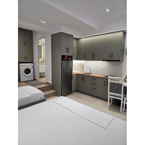 Aila Apartment