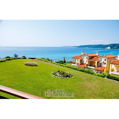 Aiolis Fourka MoodSolutions Living