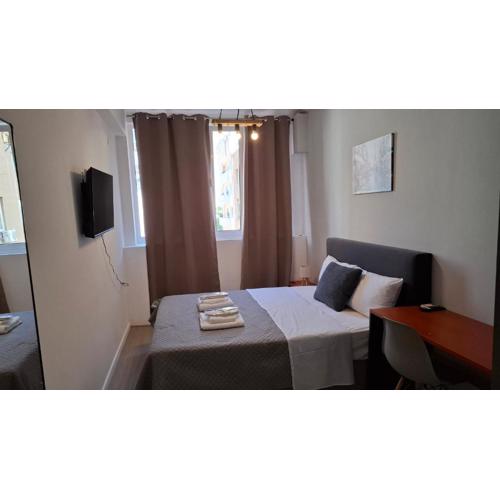 Aiolou street rooms & apartments#