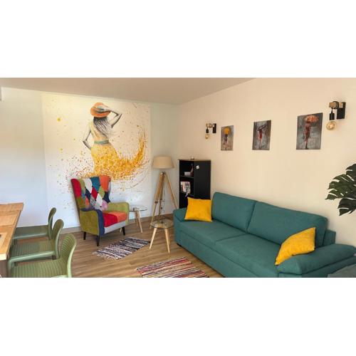 Air-Conditioned, Remarkably Beautiful Apartment, Fibre Wi-Fi, Pool
