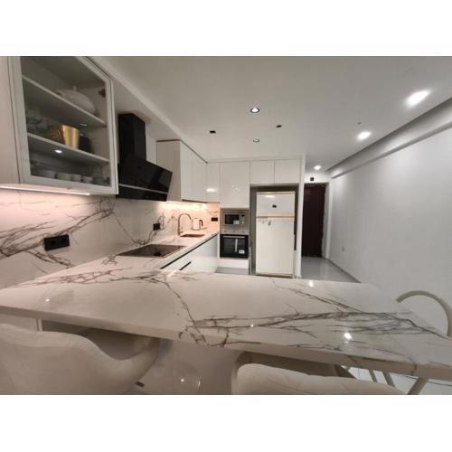 Airbhouse Prívate Rooms & Apartments Triana