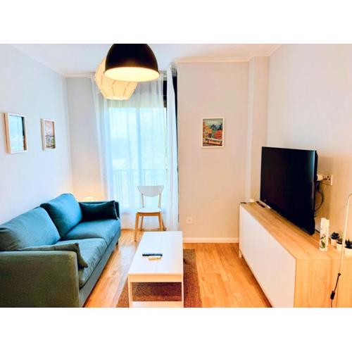 Airport Madrid Plenilunio Suites Green by beBalmy