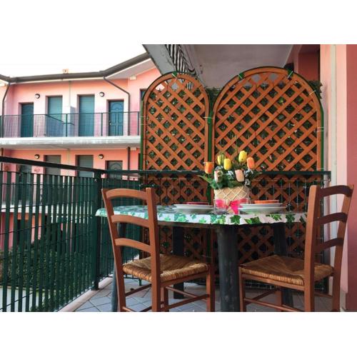 Airy apartment with balcony - Beahost