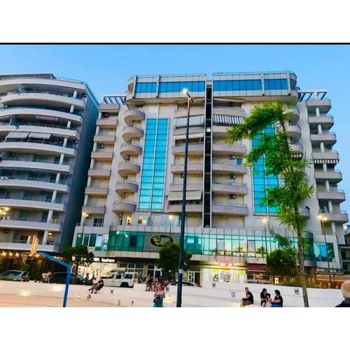 Ajsi Apartments free parking