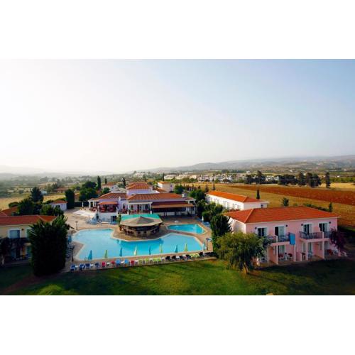 Akamanthea Holiday Village