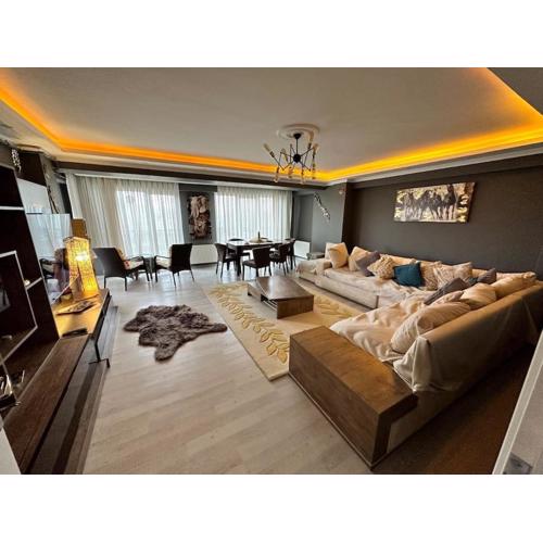 Akhome - Luxury dublex apartment