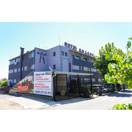 Akladi Family Hotel