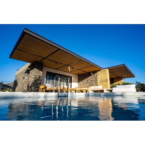 Akra Grammeno Beachfront Villas