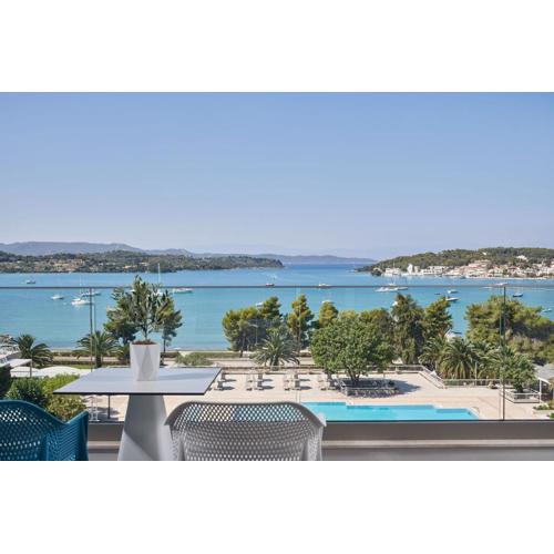 AKS Porto Heli Hotel