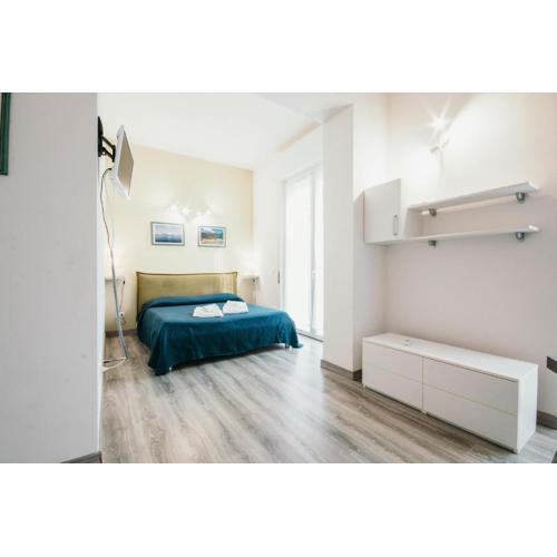 AL 13 VERDE - Lakeside Leisure & Business