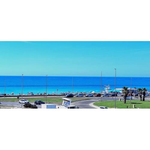 Al Curvone Beach