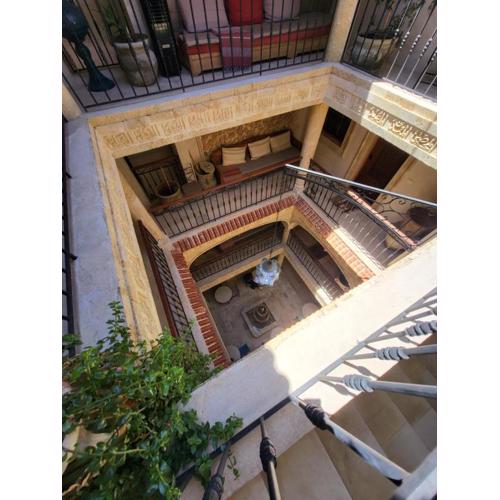 Al Madina Riad Hotel
