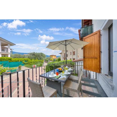 Al Peverì - private parking & near lake - Happy Rentals