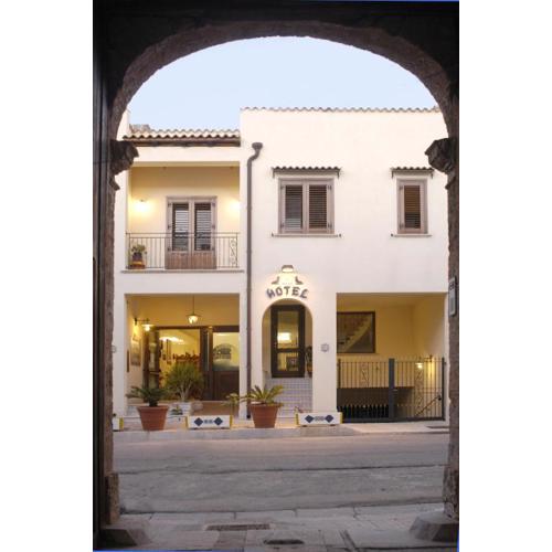 Al-Tair