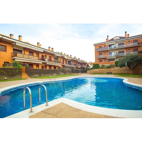 AL28 Duplex en la playa, Fenals, Costa Brava