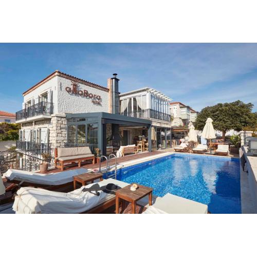 AlaBora Hotel