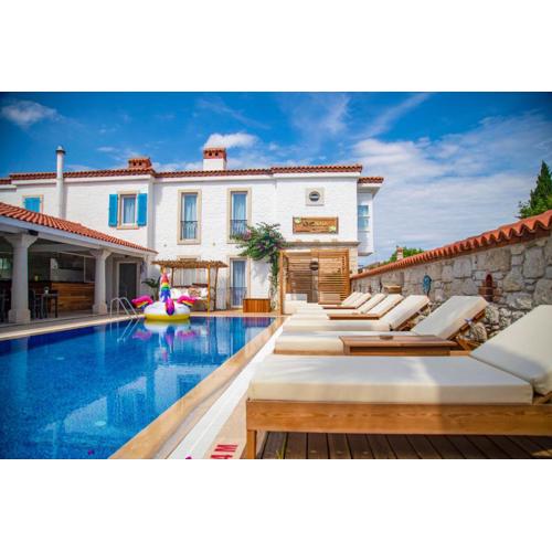 Alaçatı Limonaia Hotel