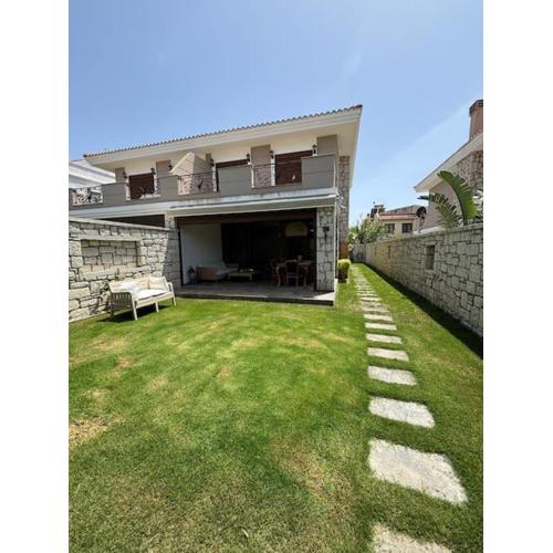 Alaçatı Olive House