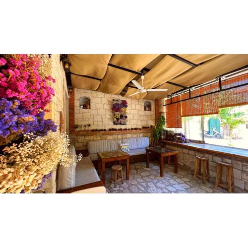 Alayaz Hotel