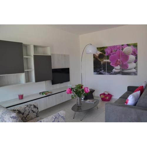 Alba Apartment - Villaggio di Mary