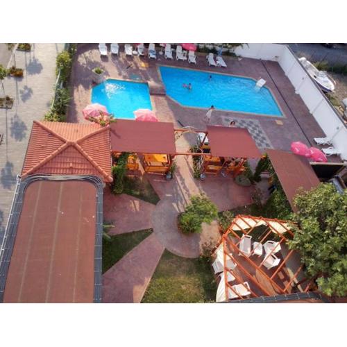 Alba Family Club Hotel