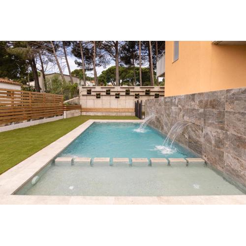 Albana Apartaments Turístics