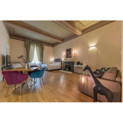 Aldrovandi Luxury Suites and Apartment
