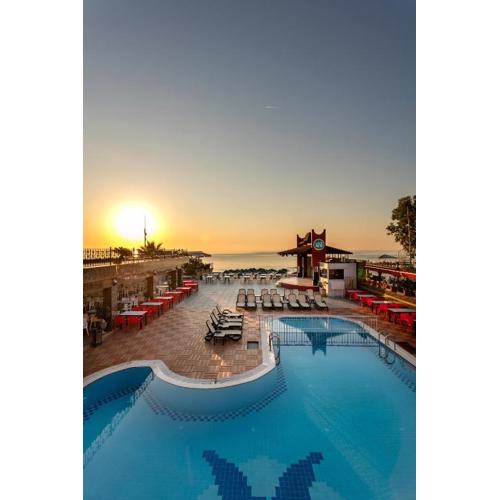 Aleria Belport Beach Hotel
