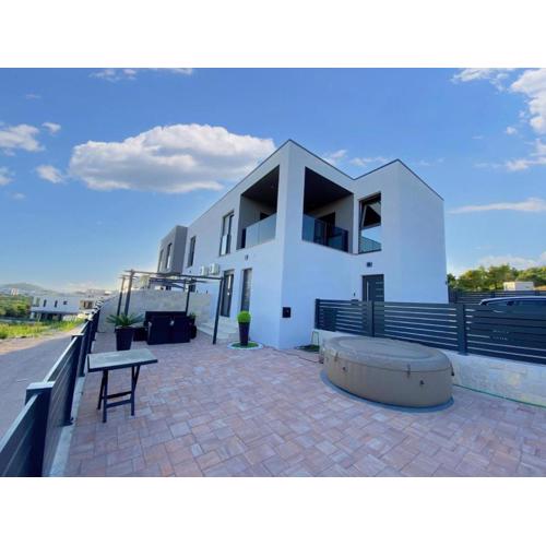 Alex Home Apartman