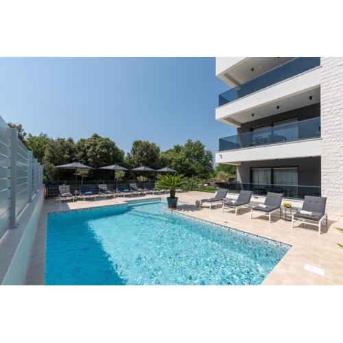 Alex Luxury Apartments 1