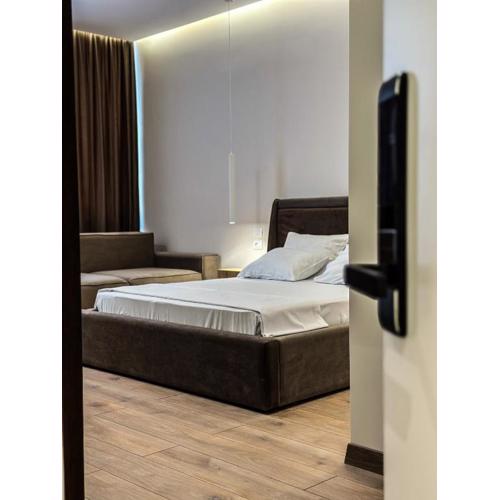 ALEXANDER Rooms