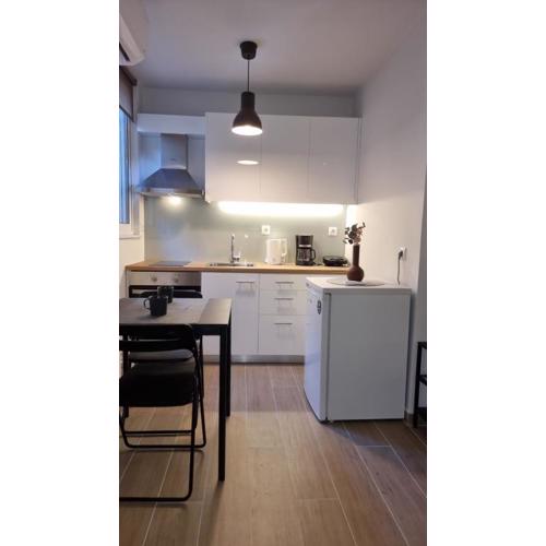 Alexandros Apartment B