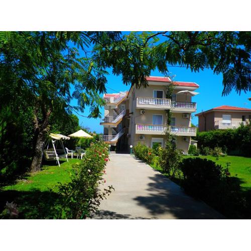 Alexia Apartments & Studios