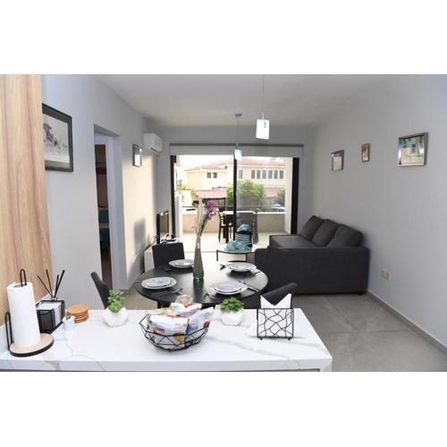 Alexis Apartments - Nice 2-bedroom with swimming pool