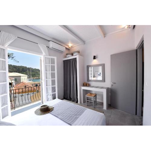 Alia Luxury Apartment