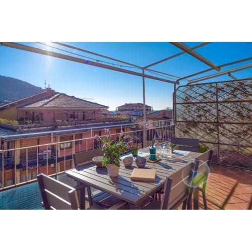Alida House Top Floor