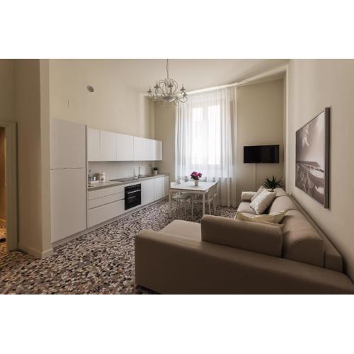 Alighieri Theatre Charming Suite