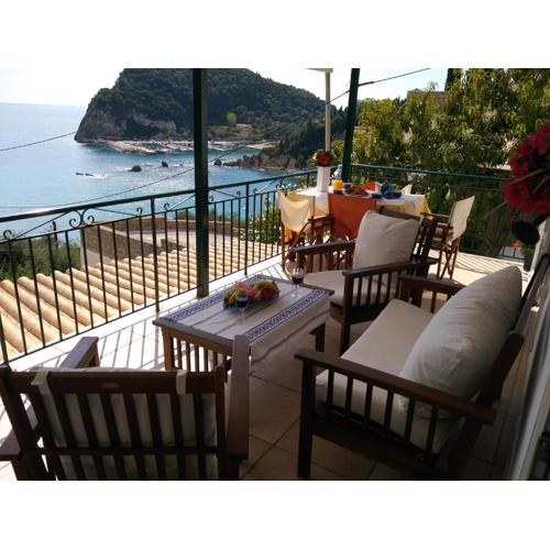 Aliki Apartments