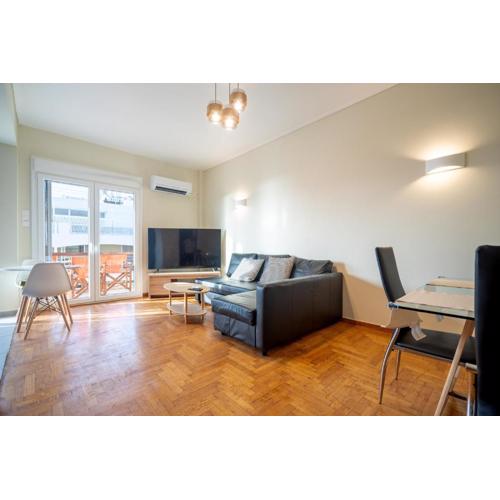 Alimos Riviera 1 bedroom 4 pers. apartment by MPS