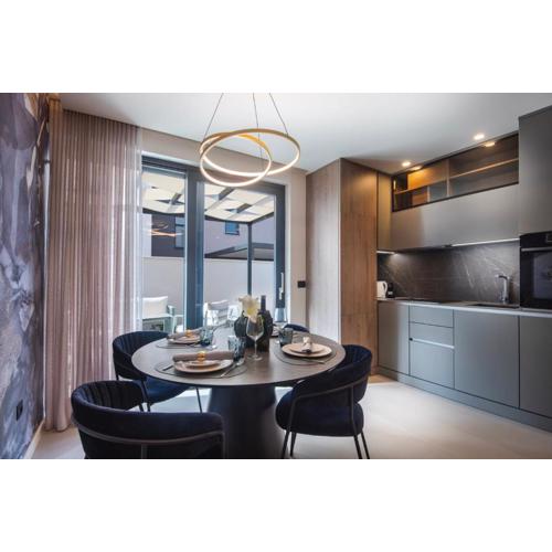 All Seasons Luxury Apartments
