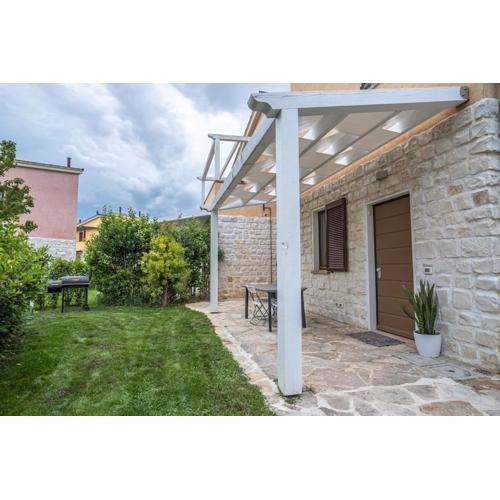 Alloggio incantevole con piscina