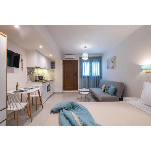 ALMIRA Studios Limnos 3